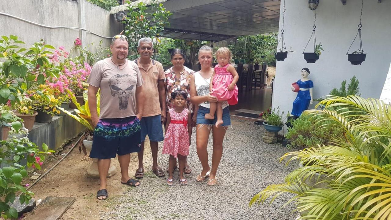 Hispaniola Inn Mirissa Dış mekan fotoğraf